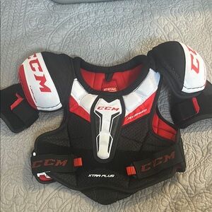 CCM jetspeed xtra plus Shoulder Pads junior jr medium